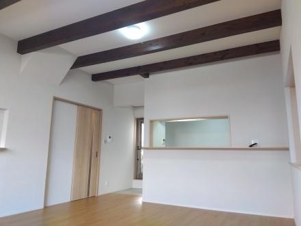 門真市舟田町の中古一戸建て(リビング)