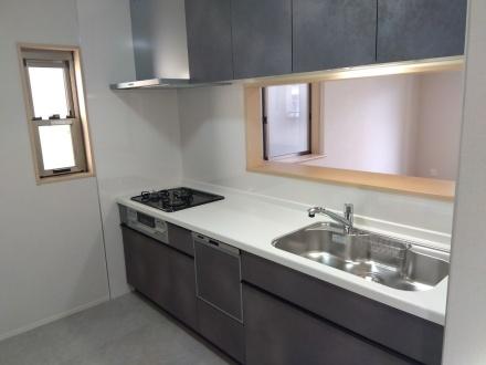 門真市舟田町の中古一戸建て(キッチン)