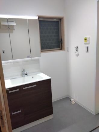 門真市舟田町の中古一戸建て(洗面台・洗面所)