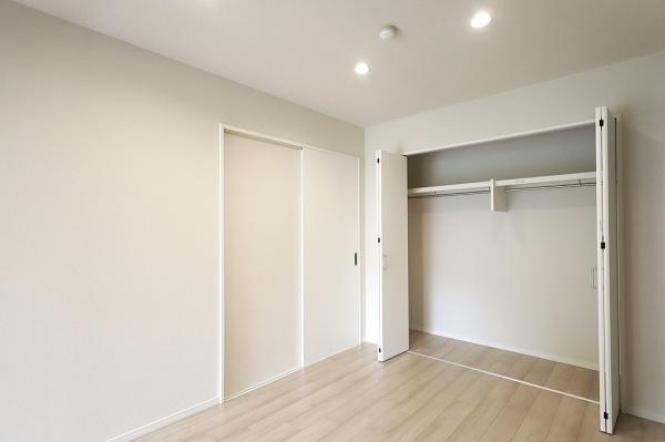 オークヒルズ香里弐番館　中古マンション