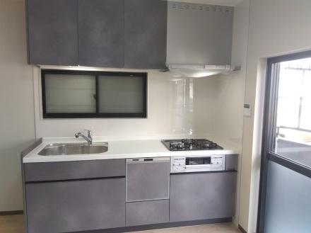 寝屋川市池田西町　中古一戸建て