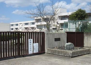交野市倉治７丁目　新築一戸建て(交野市立倉治小学校.)