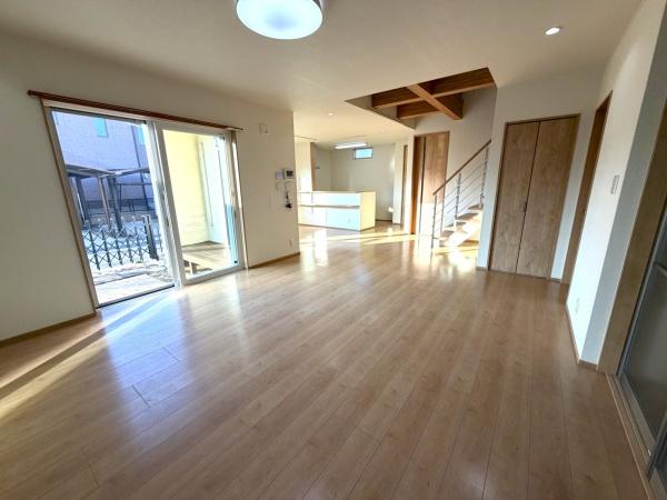 木津川市木津八ケ坪　中古一戸建て