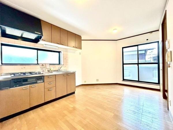 寝屋川市成美町の中古一戸建て