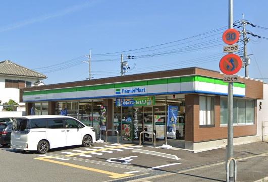 枚方市長尾宮前１丁目の中古一戸建て(ファミリーマート枚方長尾谷町店.)