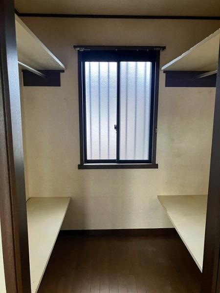 寝屋川市成田東が丘の中古一戸建て