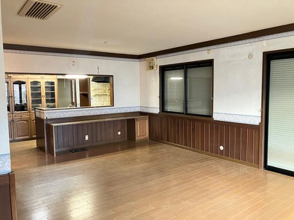 寝屋川市成田が丘　中古一戸建て