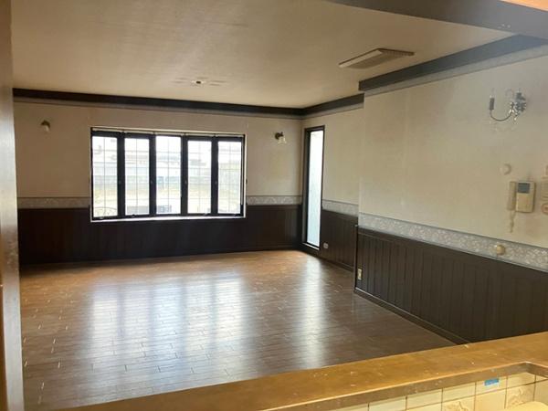 寝屋川市成田が丘　中古一戸建て