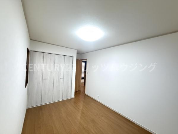 枚方市茄子作１丁目の中古一戸建て