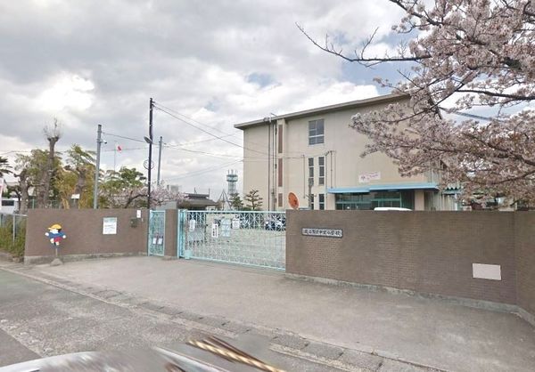 枚方市松丘町　新築一戸建て(枚方市立中宮小学校.)