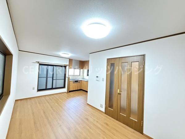枚方市野村元町　中古一戸建て