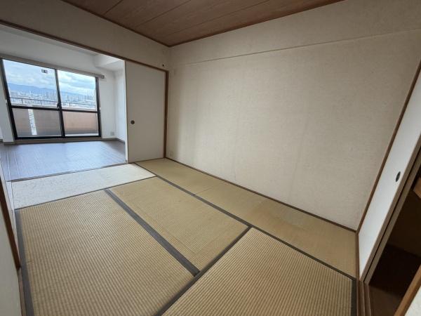 ロイヤルシャトーねやがわオークビル中古マンション