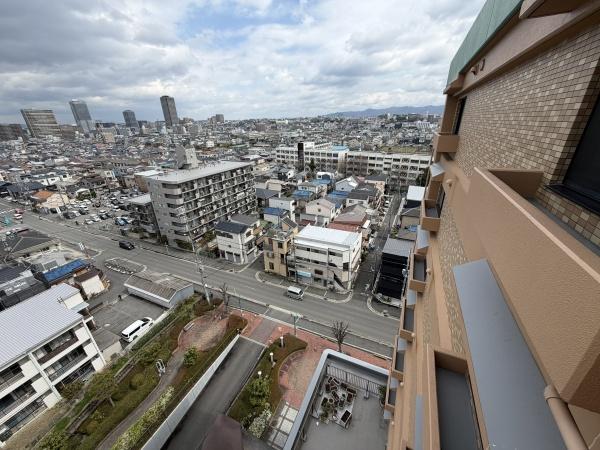 ロイヤルシャトーねやがわオークビル中古マンション