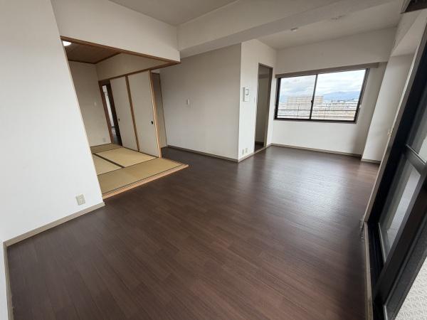 ロイヤルシャトーねやがわオークビル中古マンション