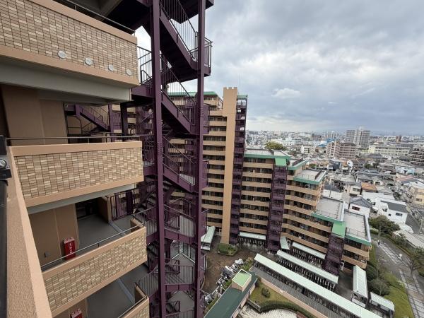 ロイヤルシャトーねやがわオークビル中古マンション