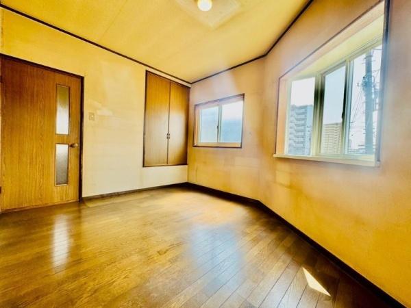 門真市島頭４丁目　中古一戸建て