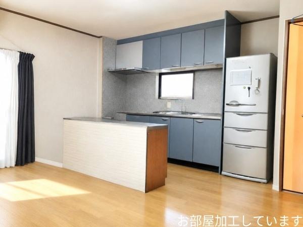 寝屋川市大成町　中古一戸建て