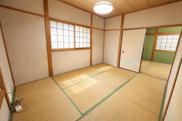 枚方市長尾宮前１丁目の中古一戸建て
