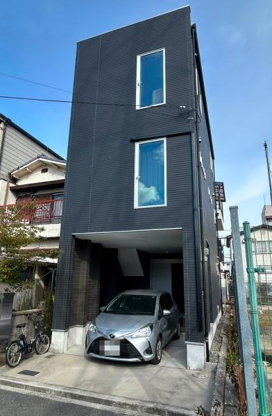 寝屋川市楠根南町　中古一戸建て