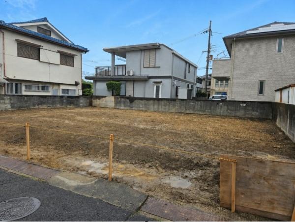 枚方市長尾西町３丁目　建築条件なし　土地