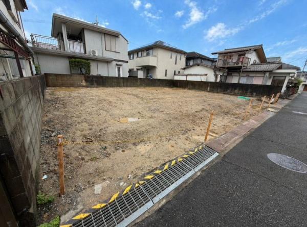 枚方市長尾西町３丁目の土地