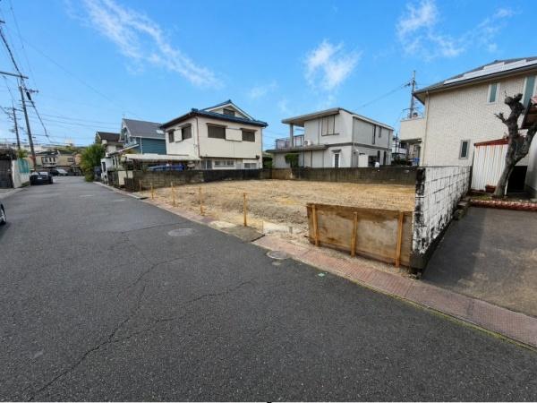 枚方市長尾西町３丁目の土地