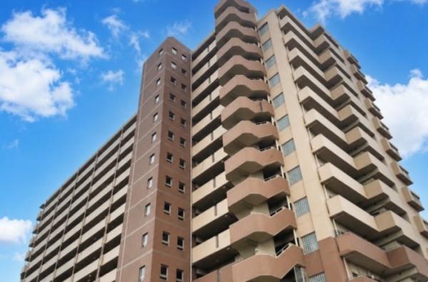 京阪東ローズタウンファインガーデンあゆみヶ丘　E棟