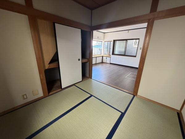 枚方市東香里元町の中古一戸建て