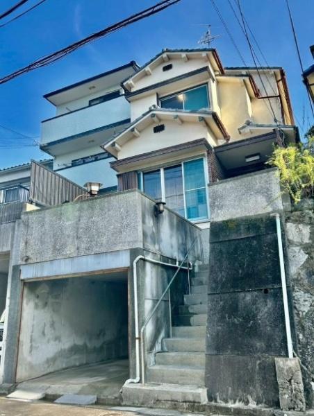 寝屋川市太秦桜が丘　中古一戸建て