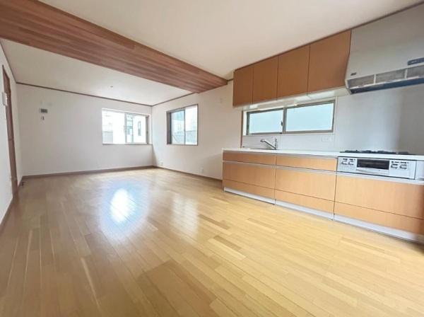 枚方市野村中町　中古一戸建て
