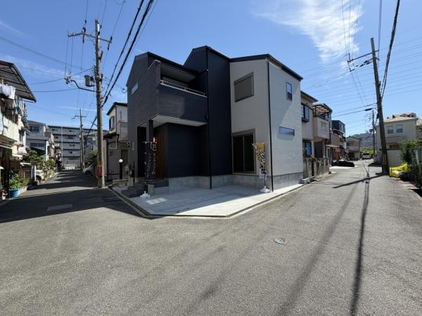 枚方市春日東町２丁目　新築一戸建て
