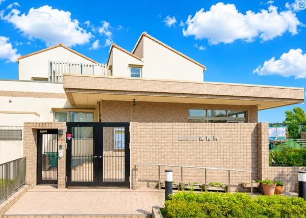 枚方市東香里元町の中古一戸建て(茄子作保育所.)