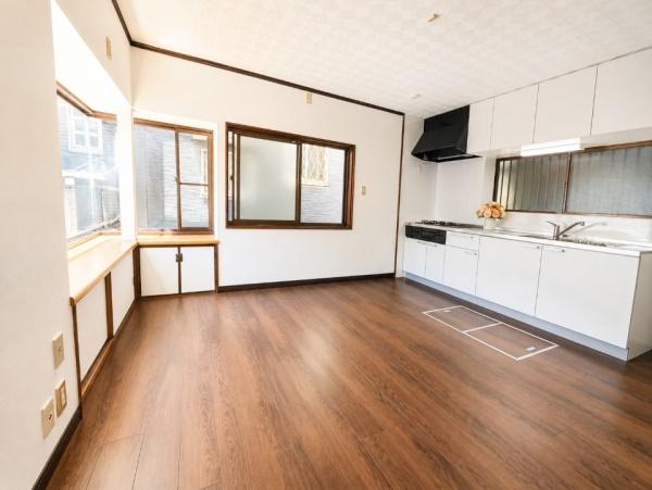 枚方市東香里元町の中古一戸建て