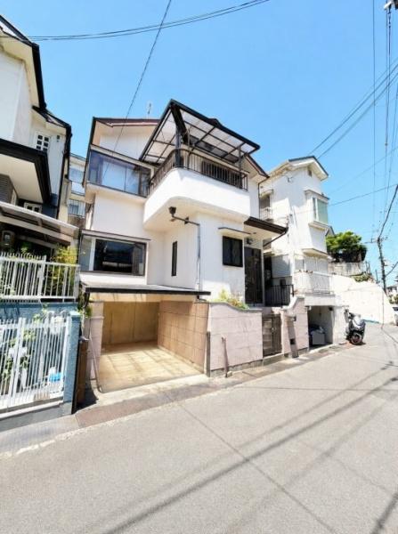 枚方市東香里元町の中古一戸建て
