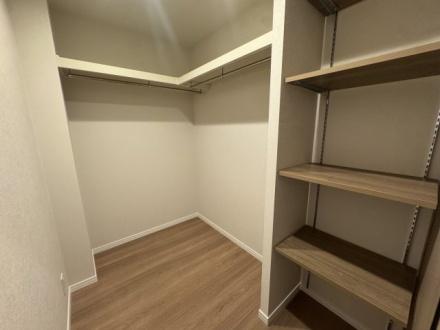 日商岩井香里ケ丘マンション　中古マンション