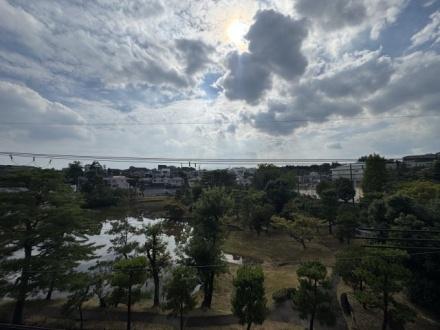 日商岩井香里ケ丘マンション　中古マンション