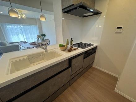 日商岩井香里ケ丘マンション　中古マンション