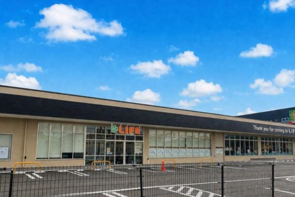 枚方市伊加賀西町の中古一戸建て(ライフ　枚方大橋店.)
