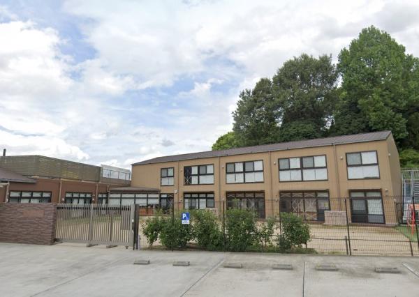 枚方市伊加賀西町の中古一戸建て(走谷ちどり保育園.)