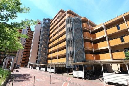 ふぁみーゆ寝屋川セントラルパークA棟　中古マンション