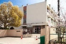 枚方市招提元町第１０　１号棟　新築一戸建て(枚方市立招提中学校.)