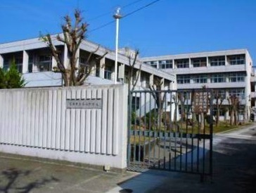寝屋川市松屋町の中古一戸建て(寝屋川市立第三中学校.)