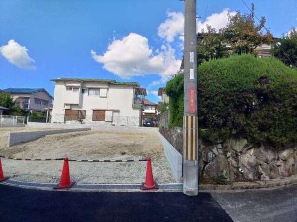 枚方市長尾東町　第６　２号棟　新築一戸建て