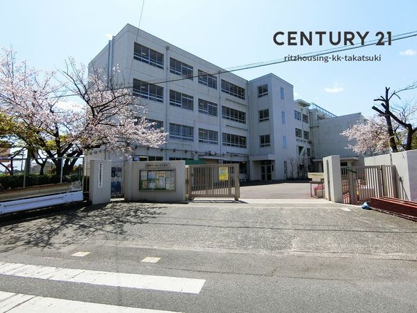 高槻市津之江町1丁目の中古一戸建て(高槻市立津之江小学校)