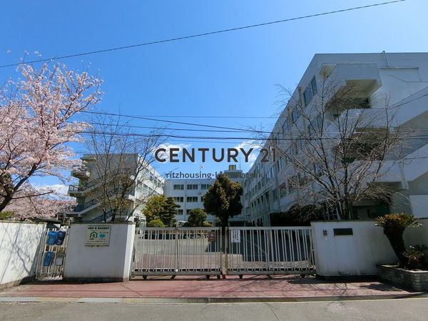 高槻市南平台3丁目の土地(高槻市立阿武野中学校)
