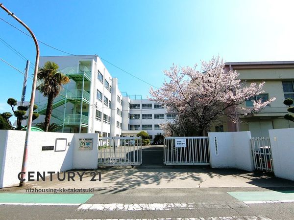 高槻市東和町の新築一戸建(高槻市立冠小学校)