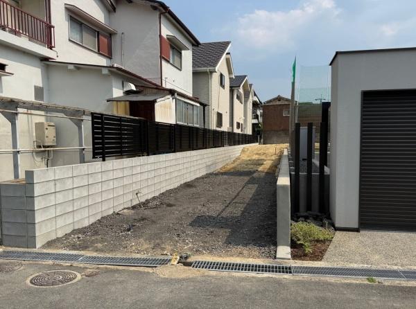 枚方市駅歩12分・土地106坪付・建築条件なし売土地