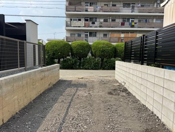 枚方市駅歩12分・土地106坪付・建築条件なし売土地