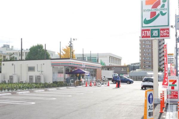 ●耐震最高等級●質感高い吹抜のあるお家(セブンイレブン島本高浜店)