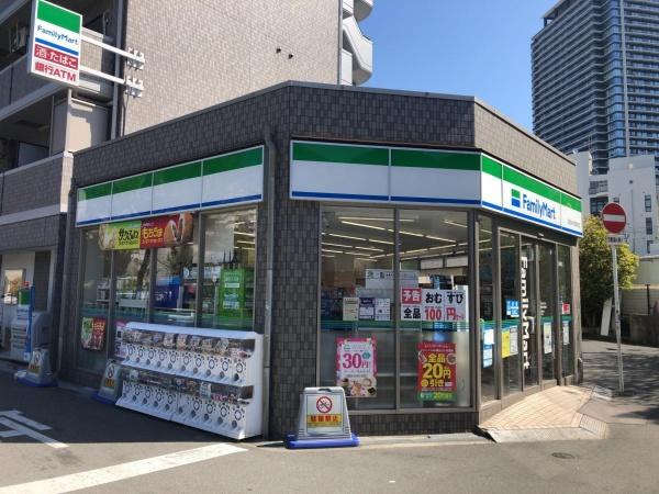 コーポ中津(ファミリーマート中津三丁目店)